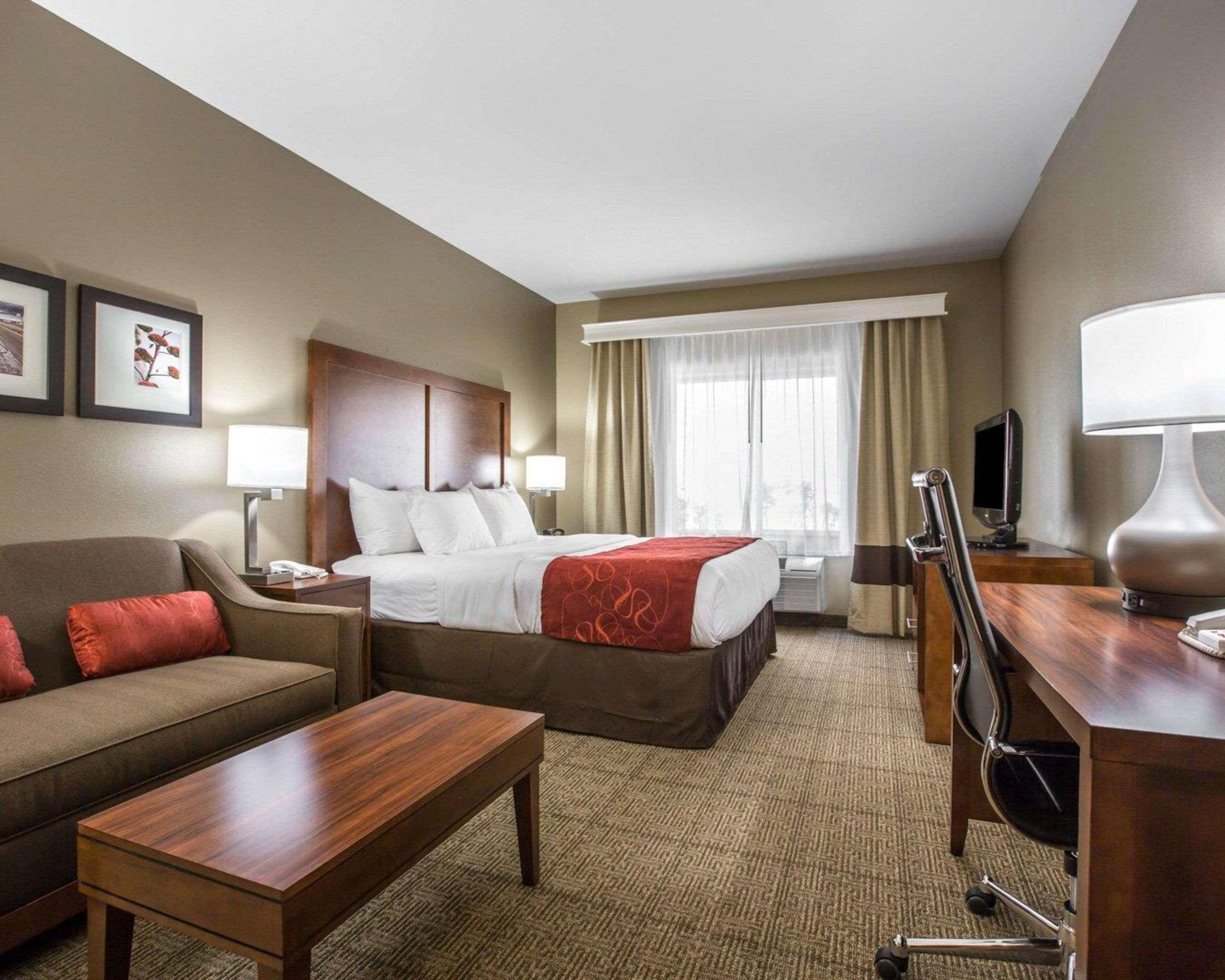 Comfort Suites Victorville-Hesperia Экстерьер фото