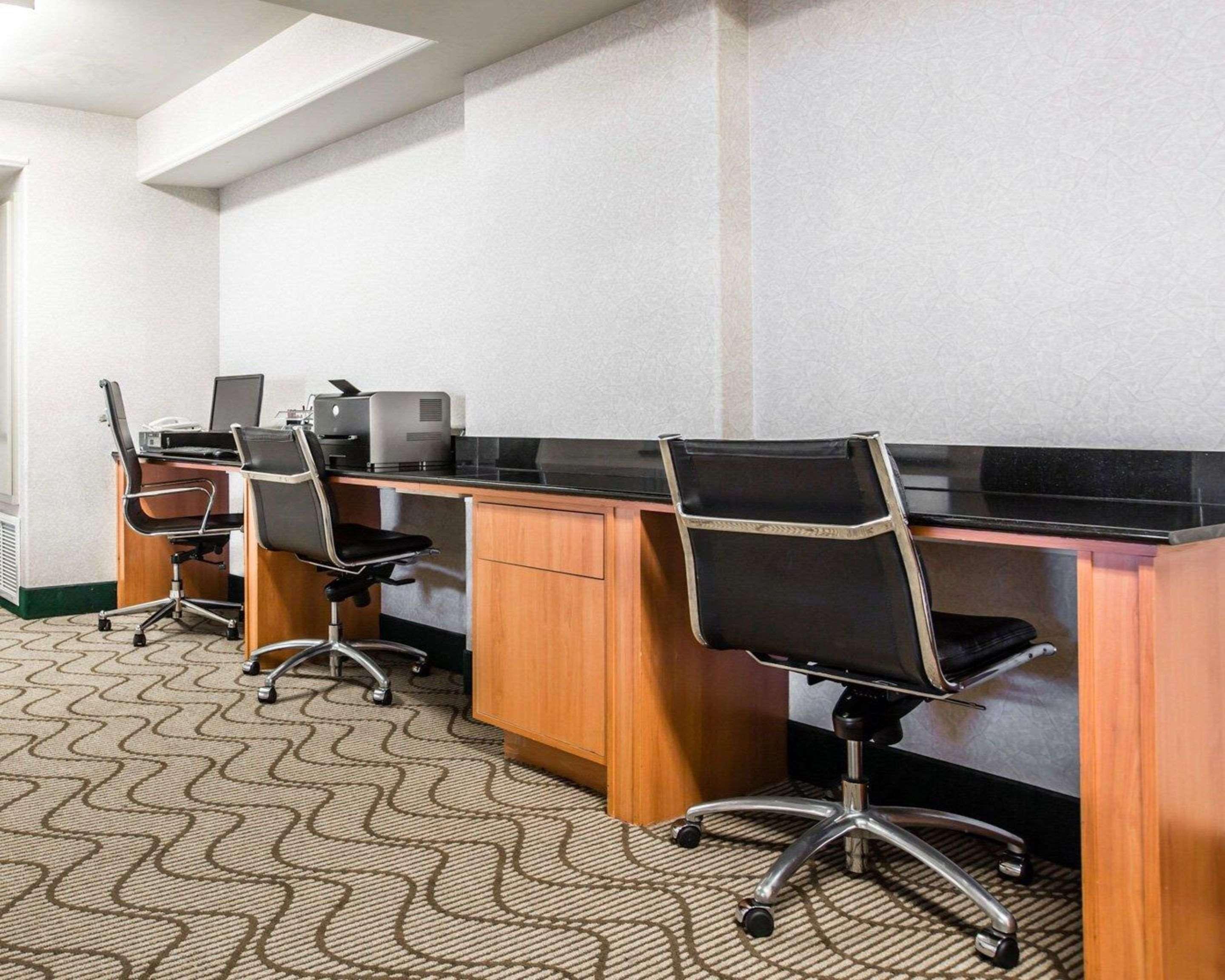 Comfort Suites Victorville-Hesperia Экстерьер фото