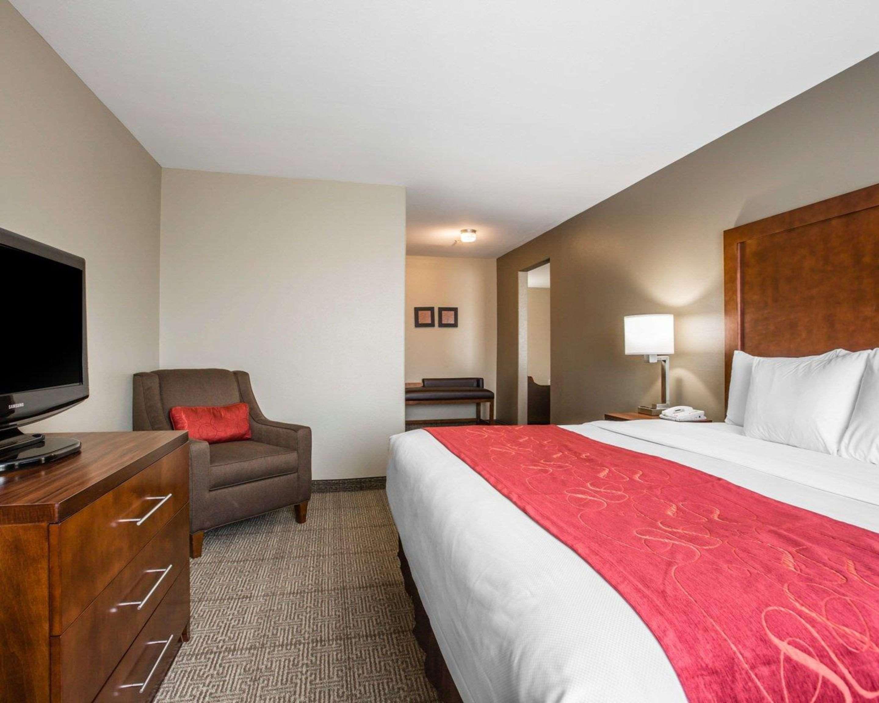 Comfort Suites Victorville-Hesperia Экстерьер фото